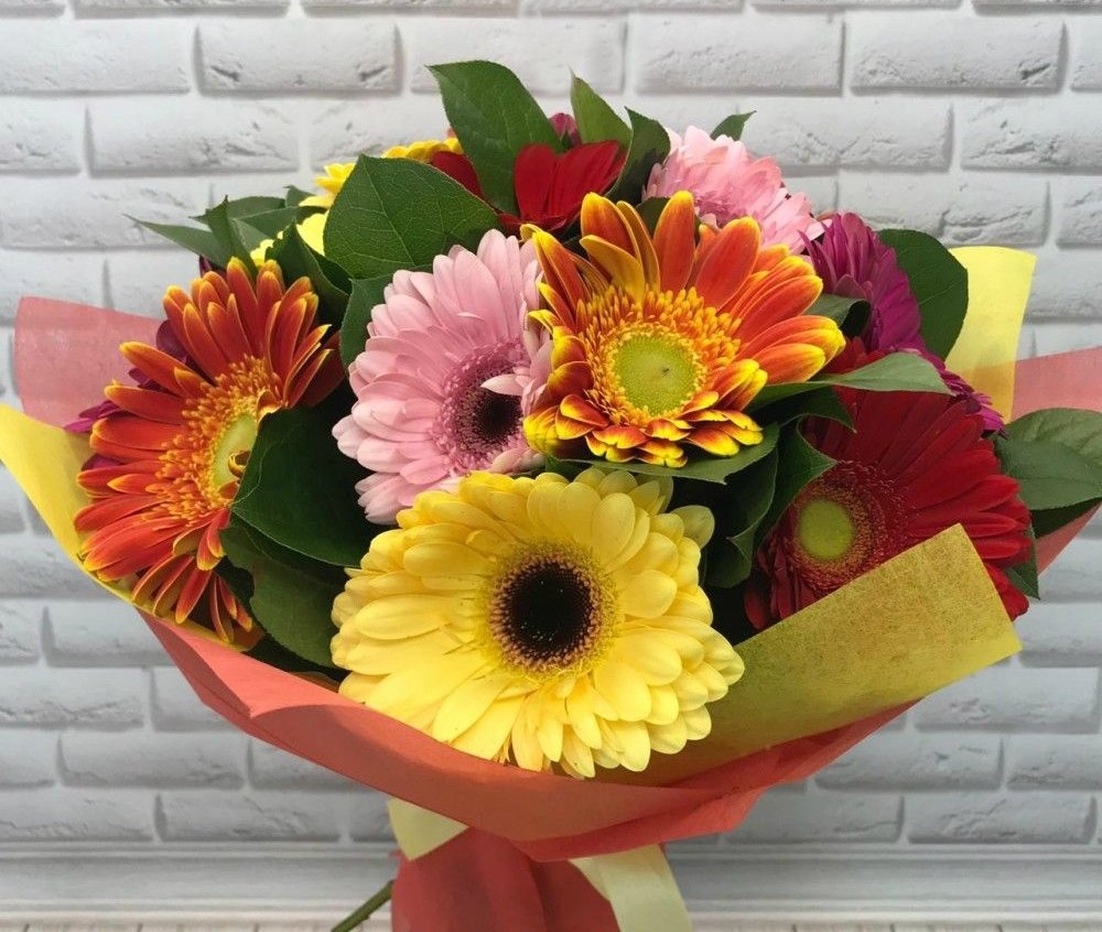 Букет цветов из: Герберы в Усть-Лабинске