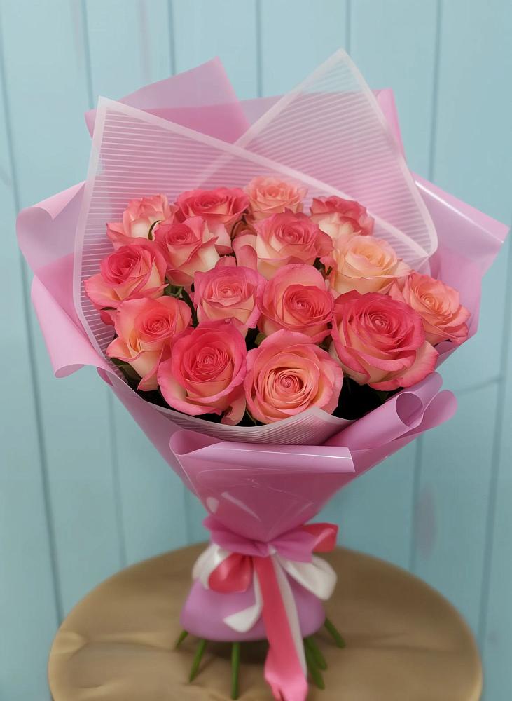 Букет 15 Розовых роз Равель в Усть-Лабинске