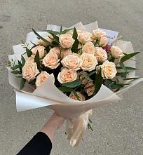 Букет Кремовые розы Латте в Усть-Лабинске