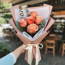Букет цветов из:  Розы в Усть-Лабинске