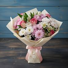 Букет цветов из:  Хризантемы, Альстромерии и Розы в Усть-Лабинске