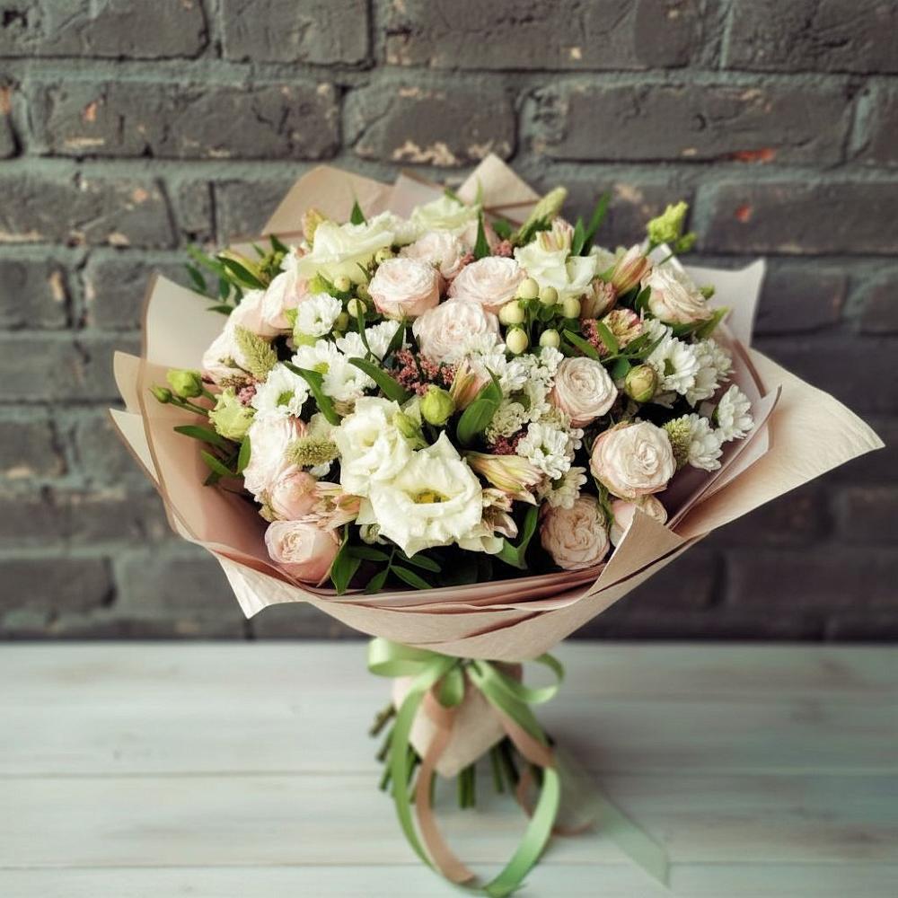 Букет цветов из: Альстромерии, Розы и Хризантемы в Усть-Лабинске