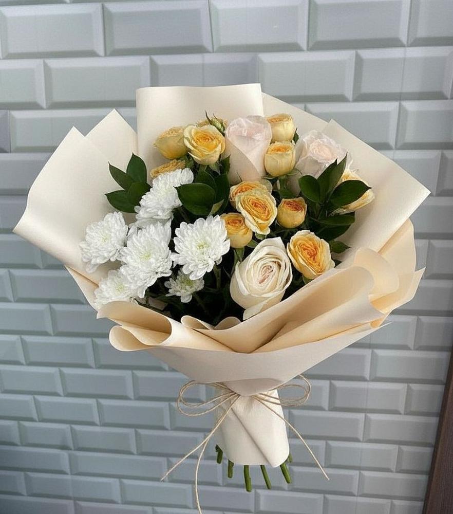 Букет цветов из: Розы и Хризантемы в Усть-Лабинске