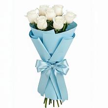 Букет 7 белых роз Проуд в Усть-Лабинске