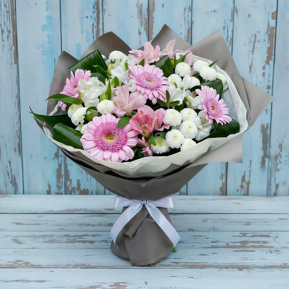 Букет цветов из: Герберы, Альстромерии и Хризантемы в Усть-Лабинске