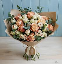 Букет цветов из:  Альстромерии и Розы #REPLACE_PRED# Усть-Лабинске