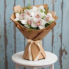 Букет цветов из:  Орхидеи и Розы в Усть-Лабинске